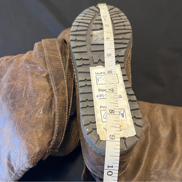 Stylish Brown Wedge Boots Size 8 from Yellow Shoes NWT - Picture 10 of 12